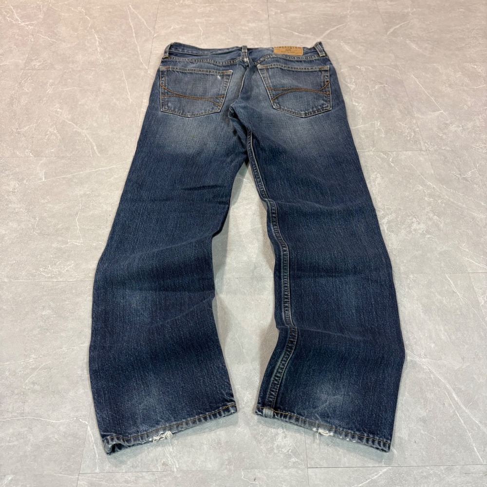 Hollister Mens Straight‎ Leg Jeans 32x30 Blue Denim Button Fly Distressed 2178